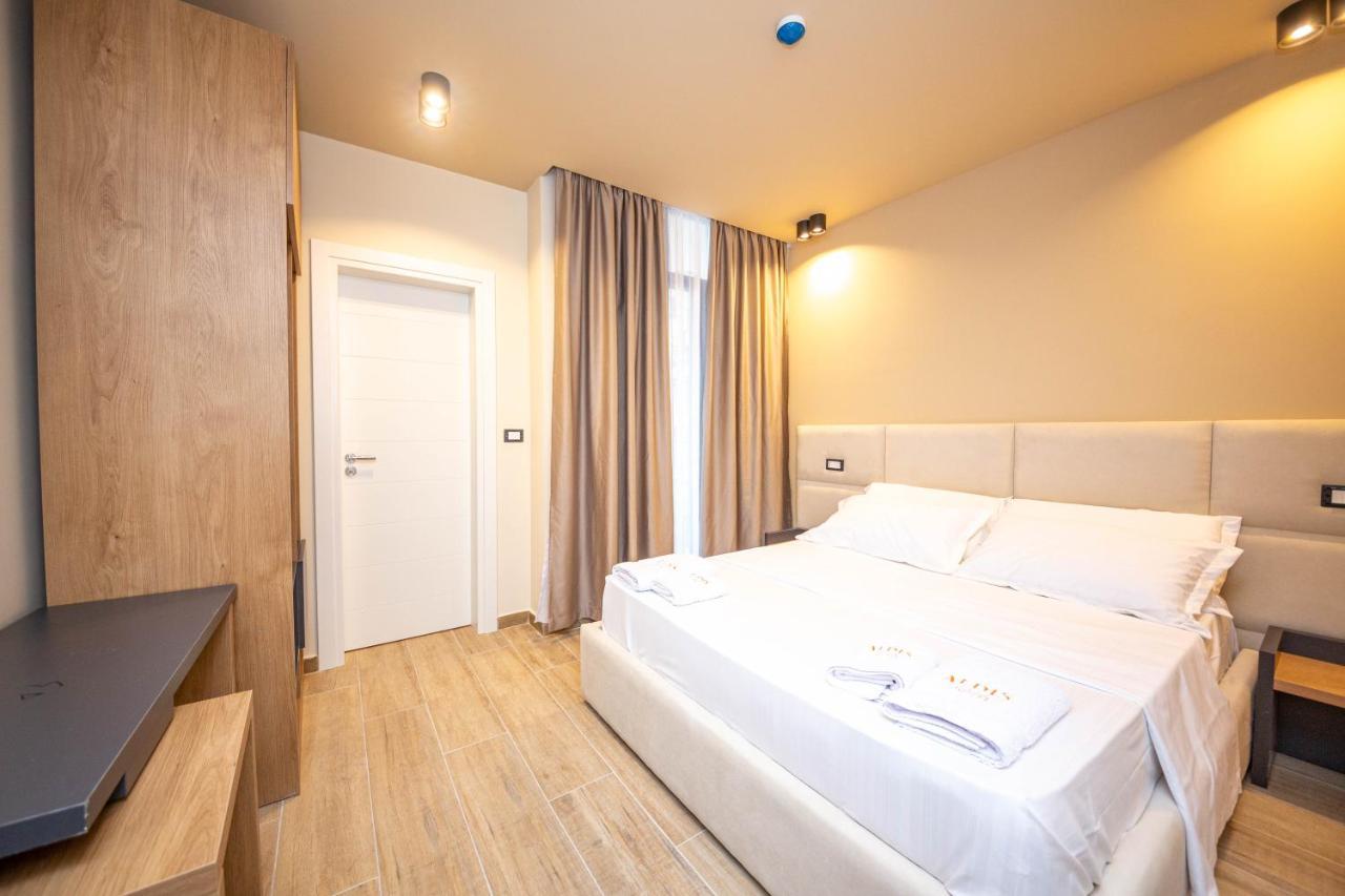 Hotel Alion21 Драч Екстериор снимка