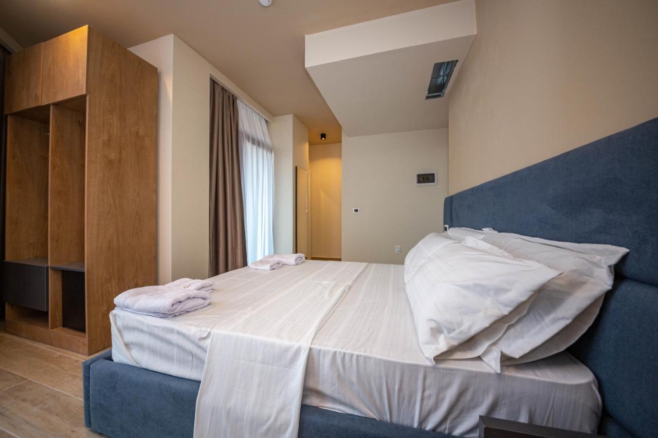 Hotel Alion21 Драч Екстериор снимка